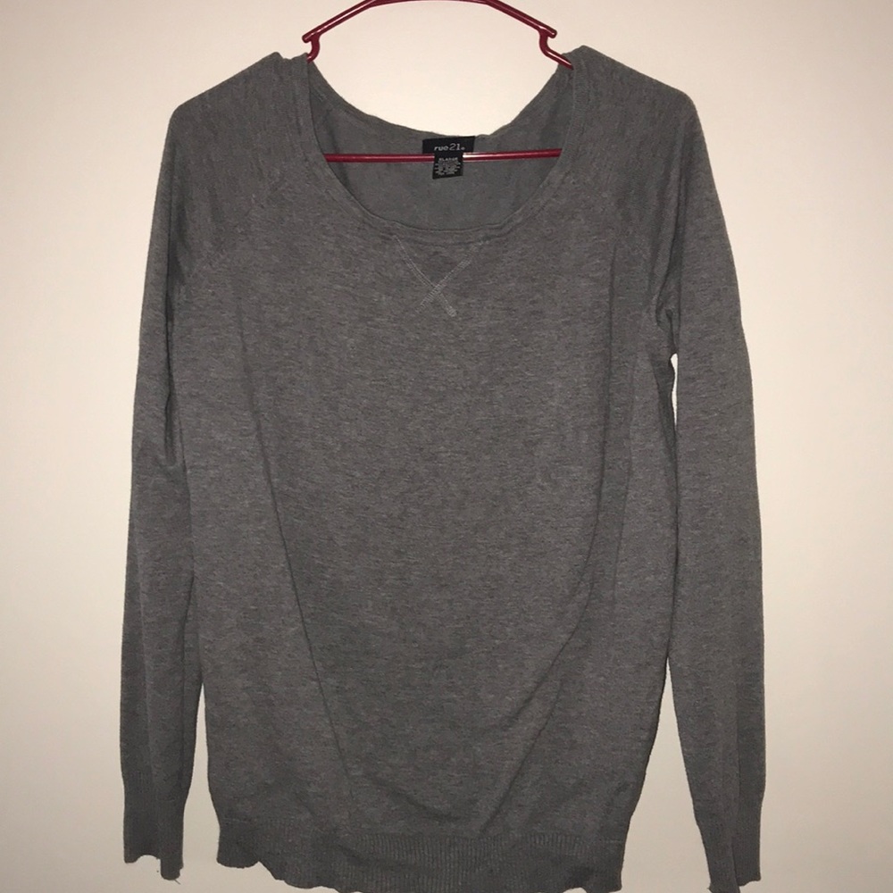 Rue21 grey sweater, size extra large